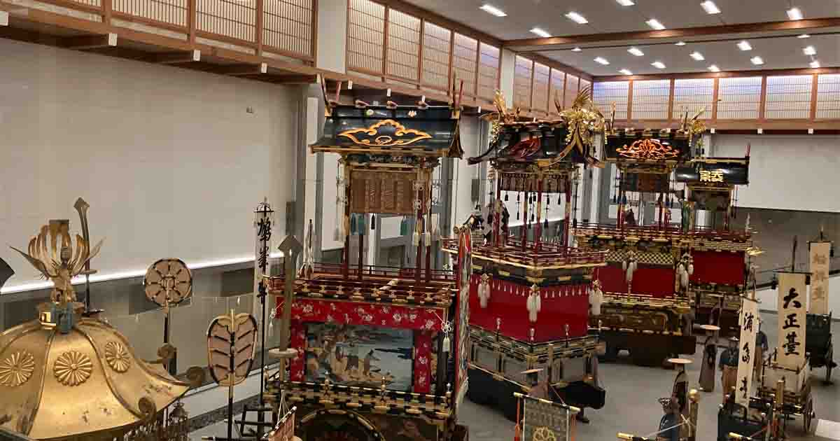 [Takayama Festival Float Exhibition Hall] Enjoy observing the elaborate works decorated on festival floats